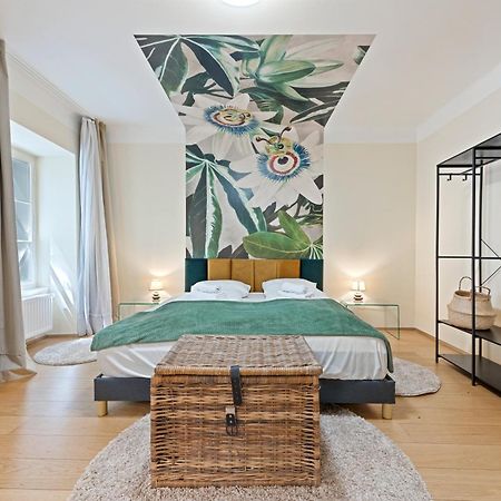 Kh Mariahilf Aparthotel Виена Екстериор снимка